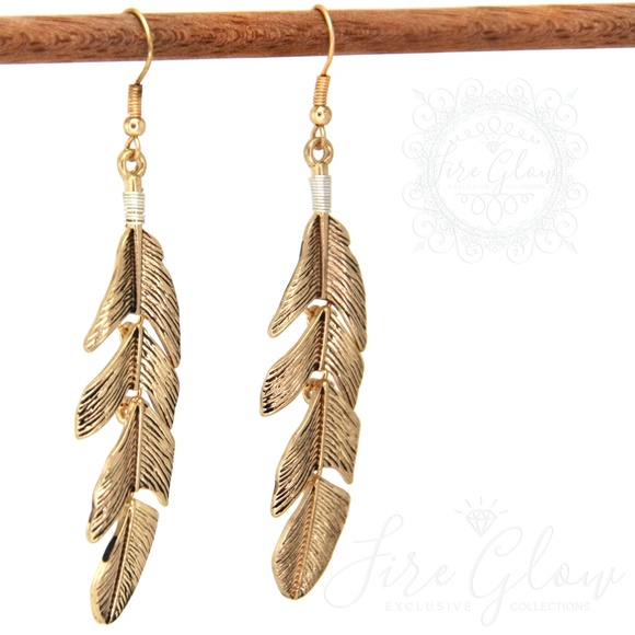Boho Chic Gold Tone Dangling Feather Earrings - Picture 5 of 13